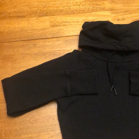 Gymshark Women’s Cowl Neck Cropped Hoodie! XSMALL! - Picture 3 of 6